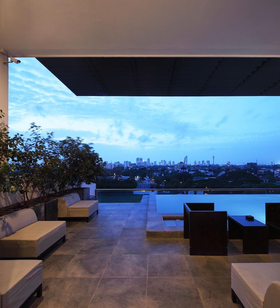 Me Colombo Hotel Екстериор снимка